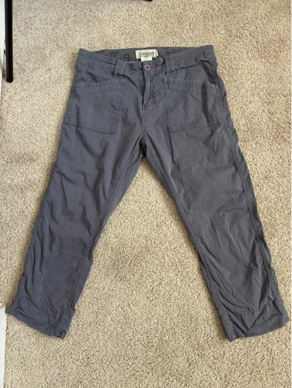 Aventura Cargo Capris